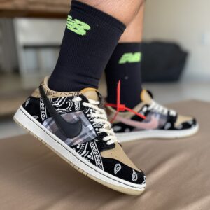 Tênis Dunk Low SB Travis Scott Masculino Nike Bege